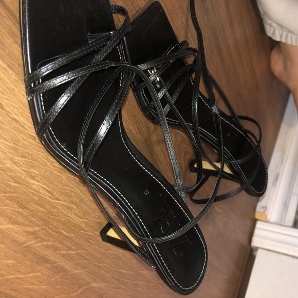 ZARA SQUARE TOE BLACK STRAPPY SANDAL HEEL SIZE US - Picture 12 of 12
